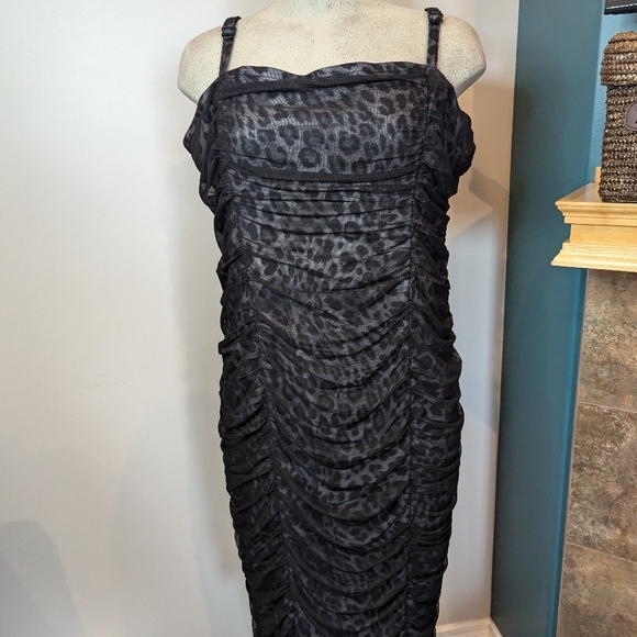 Midi Mesh Shirred Bodycon Dress Size 2x, new with tags - Picture 13 of 13